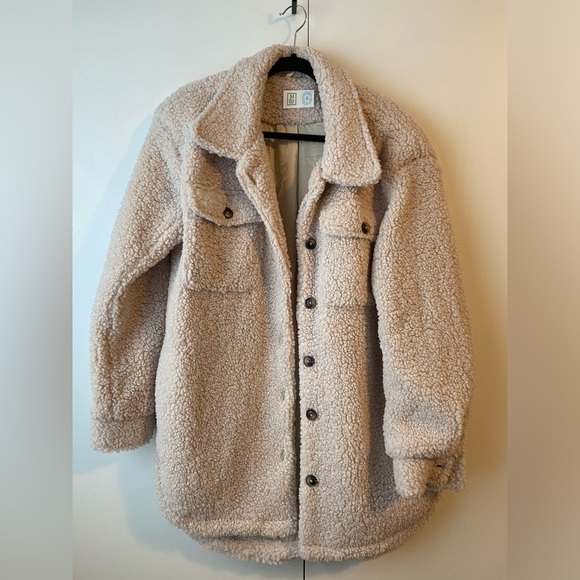 Jardines Domaines x Sammy Sylvester collab teddy bear shacket - Picture 3 of 7